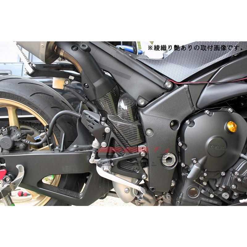 YZF-R1 '09〜'14 カーボン平織り マフラー ヒートガード SPEEDRA（スピードラ） YAMAHA YZF-R1 2009-2014 アンダーヒートガード