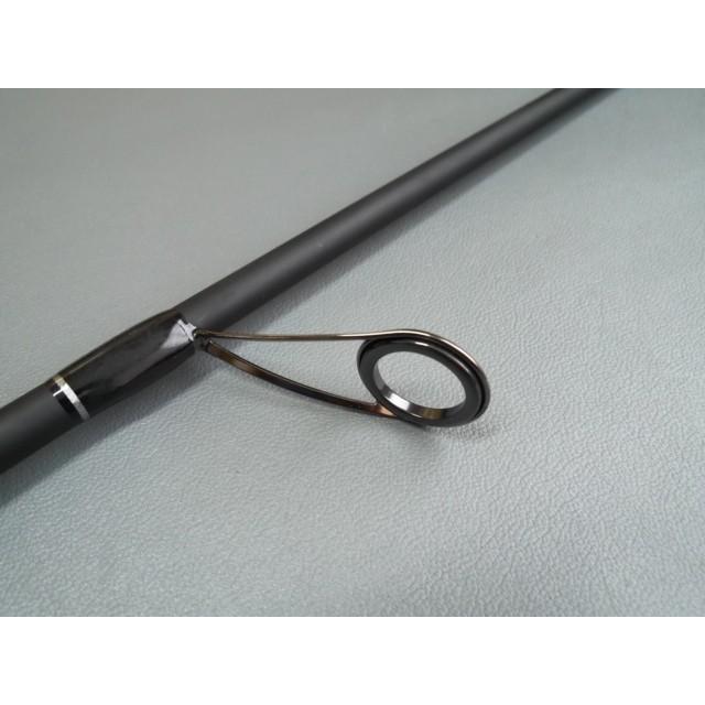 スピニングカーボンロッド2.7M 2ps 迷彩柄グリップ : MATTWEB スピニングカーボンロッド2.7M 2ps 迷彩柄グリップ : MATTWEB