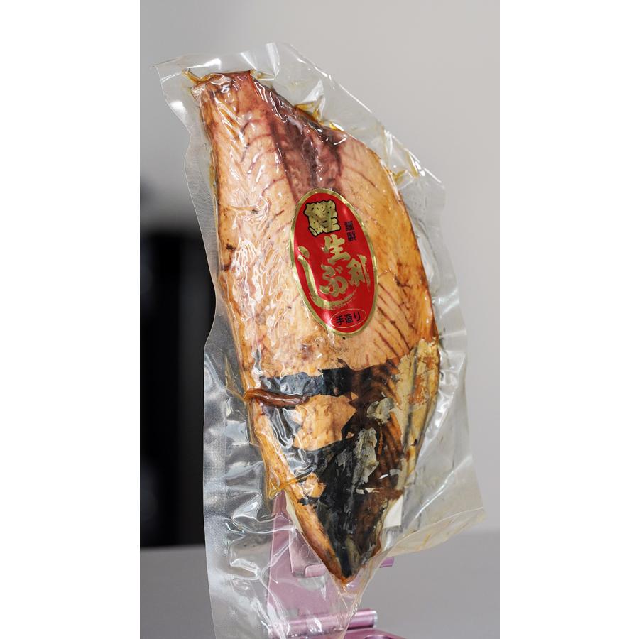 カツオの生利節（なまり節）1節約400g ×6節　宮城県産　カツオ100％の自然食品　鰹 カツオ かつお なまり節 なまりぶし 無添加 薫製 スモーク おつまみ |  | 02