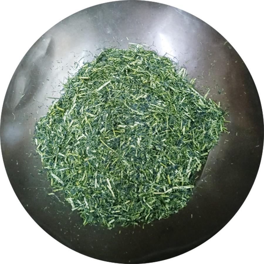初摘みかりがね100ｇ ３袋セット 激安通販の 年産初摘み一番茶の茎茶 鹿児島県知覧産 ネコポス送料無料