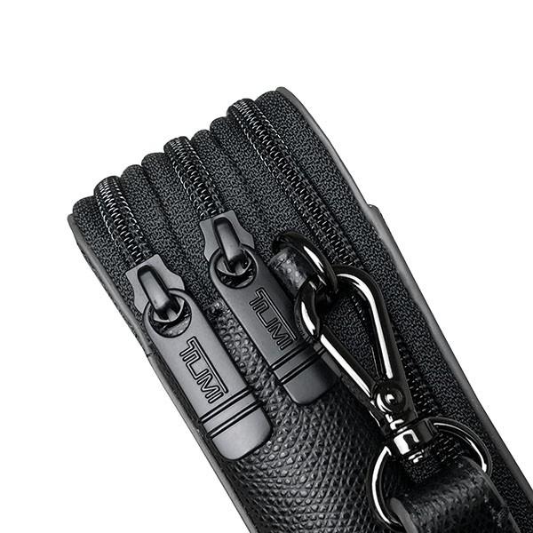 TUMI（トゥミ） クラッチバッグ セカンドバッグ ポーチ 本革 レザー 長