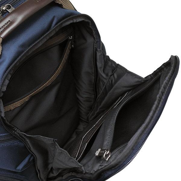 TUMI（トゥミ） バックパック PC収納 リュックサック バッグ 本革