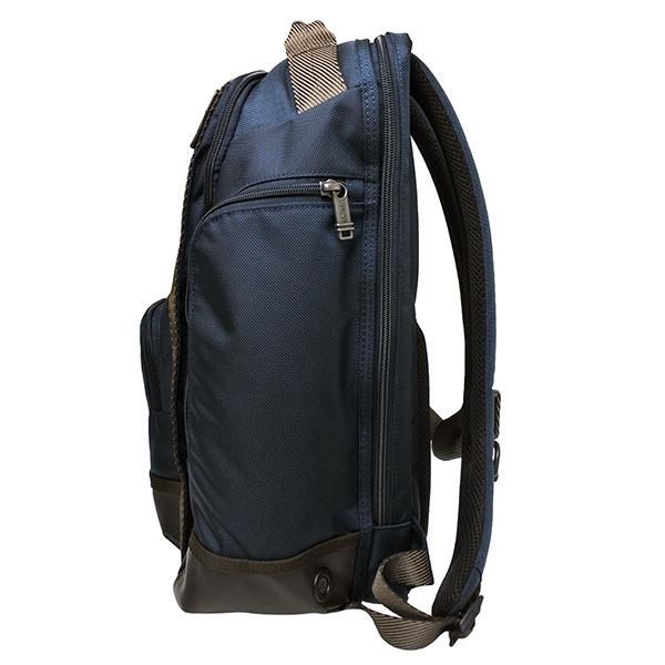 TUMI（トゥミ） バックパック PC収納 リュックサック バッグ 本革