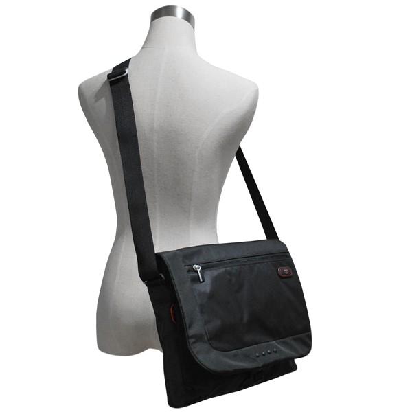 TUMI メッセンジャーバッグ トゥミ T-TECH ショルダーバッグ 黒 TUMI メッセンジャーバッグ トゥミ T-TECH ショルダーバッグ 黒