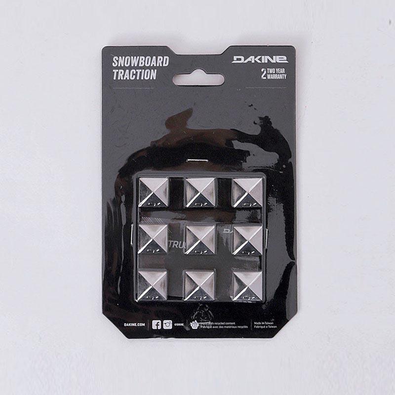 DAKINE（ダカイン） デッキパット PYRAMID STUDS 2024 SNOW