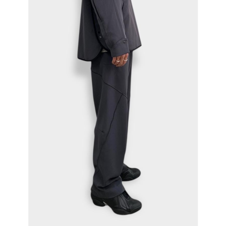 bal × ii_iiiiiiii TECHNICAL WOOL TROUSERS  ASPHALT / 2026SS bal original ハーフジップ プルオーバーの画像