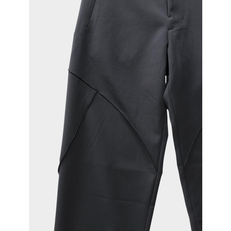 bal × ii_iiiiiiii TECHNICAL WOOL TROUSERS  ASPHALT / 2026SS bal original ハーフジップ プルオーバーの画像