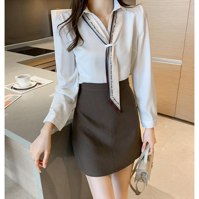 ホワイト スカーフ付き 半袖トップス 即納入荷☆】スカーフ付半袖リブトップス | HOLSOL