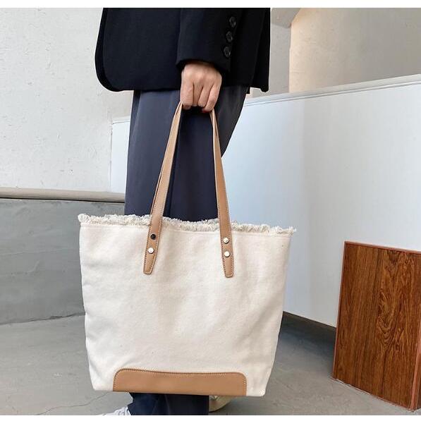 レディース 鞄 トートバッグ ホワイト ブラック 肩掛け 女性 かわいい おでかけ 流行り シンプル 大人 おしゃれ 大学 社会人 通勤バッグ 無地 大容量 Bg572 Oct ショップ 通販 Yahoo ショッピング