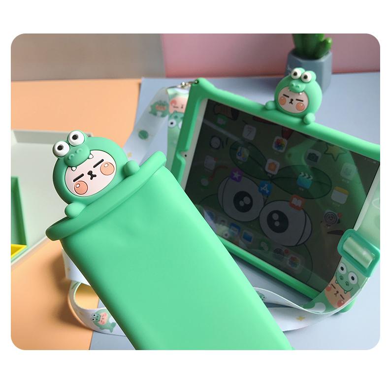 アイパッドケース 可愛い グリーン キャラクター iPadケース 11インチ