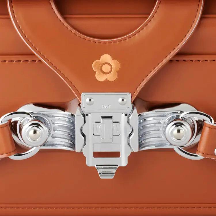 マリークワント MARY QUANT デコレーションミニフラワー ランドセル キャメル　小田急のランドセル 2027 百貨店 送料無料 ６年保証 ラ
