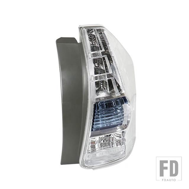 並行輸入品 トヨタ プリウスアルファ 2012-2014 LED リアバンパー