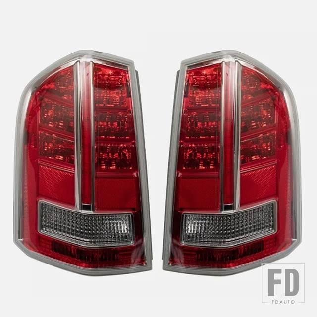 並行輸入品】テールライトランプクライスラー 300 300C 2012-2014