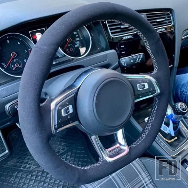 並行輸入品 VW カーボンブラック本革スエードステアリングホイール