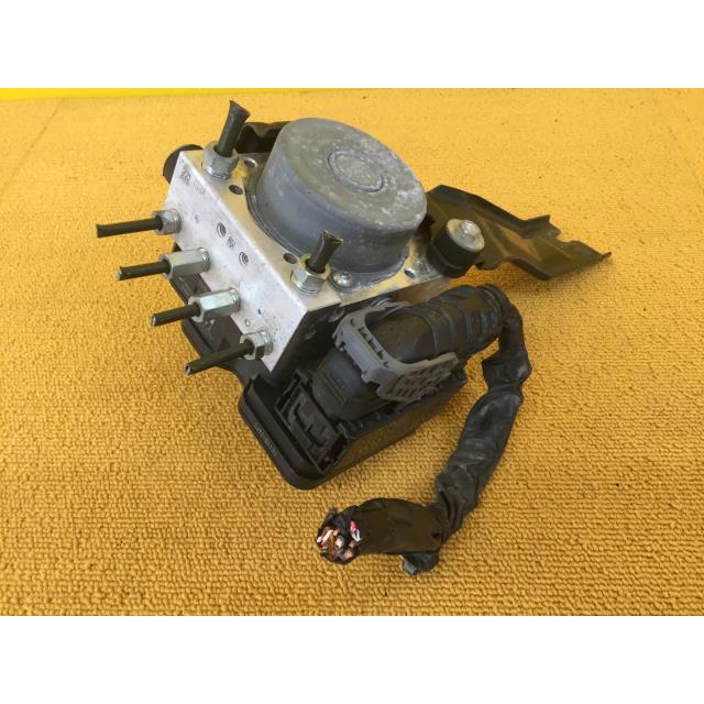 アルト DBA-HA36S ABSアクチュエーター 4WD 56110-74PD 56130-74PU6