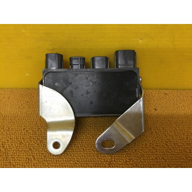 ハイエース LDF-KDH206V グロープラグコントロール 28551-30010 ハイエース LDF-KDH206V グロープラグコントロール 28551-30010