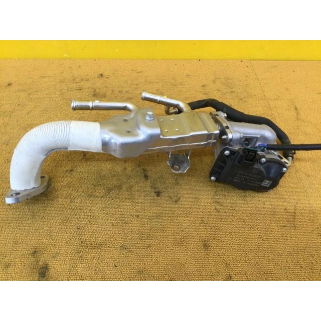 MAZDA2 5BA-DJLFS EGRクーラー コントロールバルブ付 P5TA-203C0