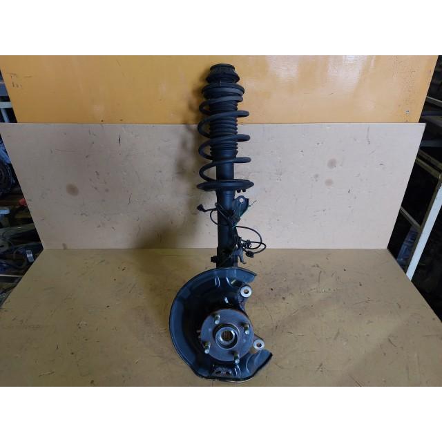 カローラアクシオ DAA-NKE165 右FストラットASSY ナックル付 48510