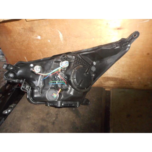 ラクティス DBA-NCP125 右ヘッドランプASSY 1500 G 1NZ-FE 209 黒 52