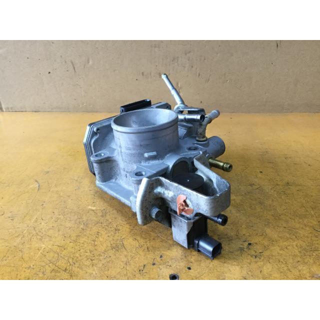 フィット DBA-GE6 スロットルボディ 1300 G L13A-E NH624P 白 16400
