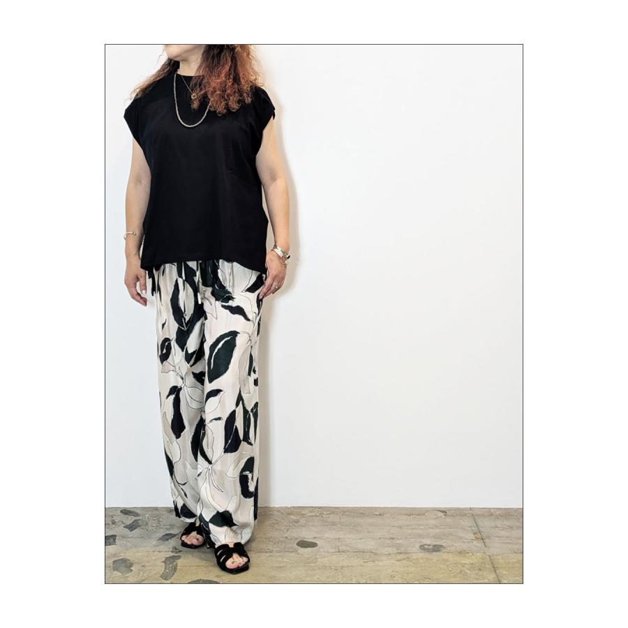 SACRA（サクラ） MODERN LEAVES PANTS（モダン リーフ パンツ