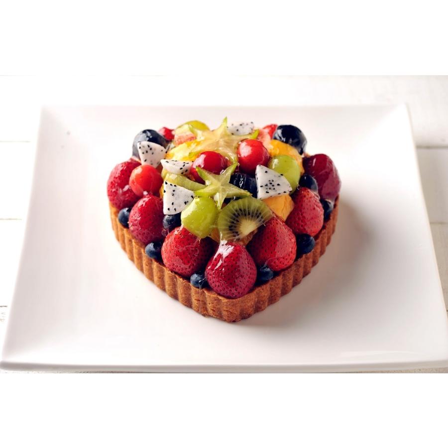 誕生日ケーキ ハート型ミックスフルーツ季節のタルト 記念日ケーキ|oeuf|02