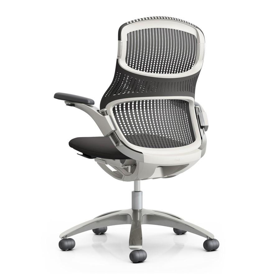 Knoll Genearation（ジェネレーション）／ハイパフォーマンスアームタイプ／アルミミラー脚／フレームカラー：ライト／背カラー：ストーム／座カラー：ストーム | Knoll（インテリア） | 01