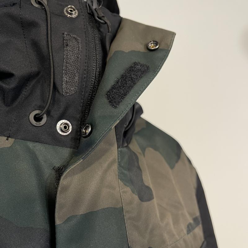 OAKLEY 〇 CORE DIVISIONAL RC INSULATED JKT B1B CAMO HUNTER S OAKLEY 〇 CORE DIVISIONAL RC INSULATED JKT B1B CAMO HUNTER S