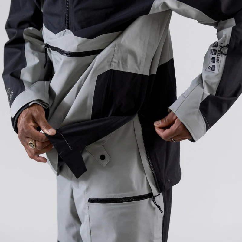 JONES SNOWBOARDS ○ MTN SURF ANORAK JKT FROSTI BLUE Lサイズ JONES SNOWBOARDS ○ MTN SURF ANORAK JKT FROSTI BLUE Lサイズ