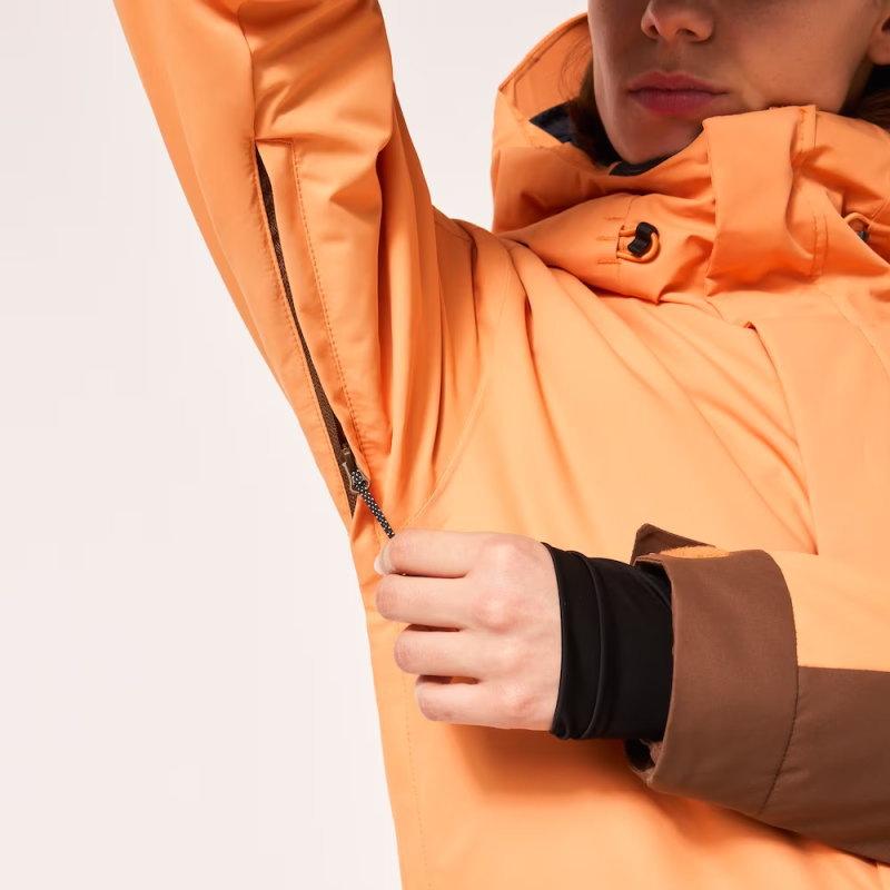 OAKLEY（オークリー） ○ OAKLEY WMNS TNP TBT INSULATED JKT SOFT