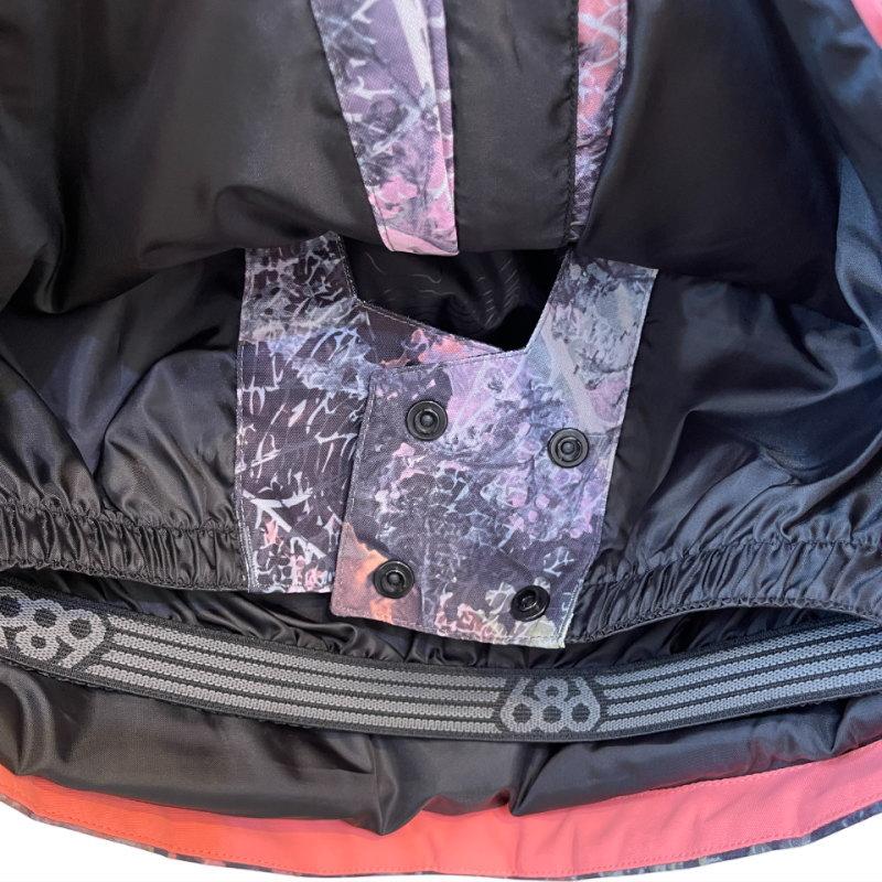 686 スノボウェア　スノーボードウェア　トップス　ピンク　クリーニング済み 686 スノボウェア スノーボードウェア トップス ピンク クリーニング