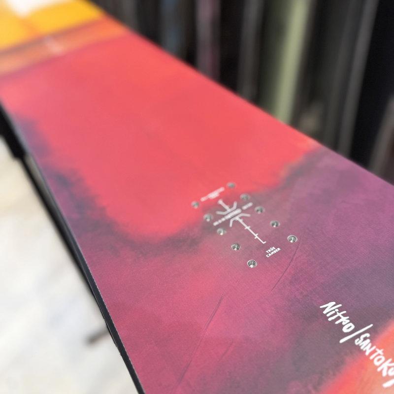 NITRO/ナイトロ SANTOKUサントク159 スノーボード板 WAX済み Nitro Santoku Review - A super soft powder twin board