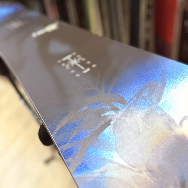 即納】 レディース スノーボード 板 型落ち NITRO LECTRA CAM-OUT