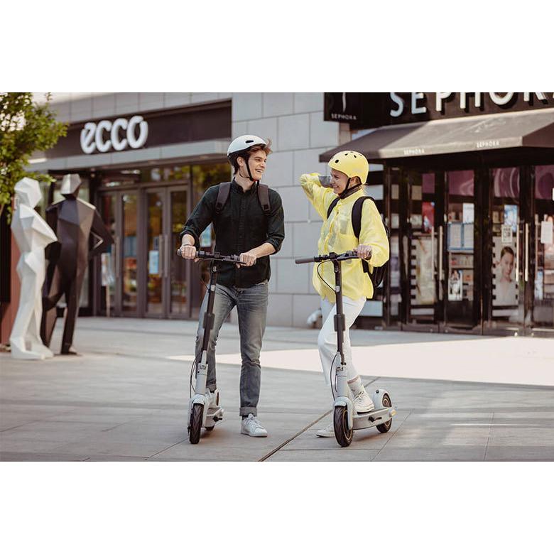 オープニング大放出セール Ninebot Kickscooter G30l 電動キックスクーター 電動 キックボード スクーター スケボー スケート ボード好きな方 電動式 車のトランクへの積み込み 軽量 60 Off Loopbiketours Com