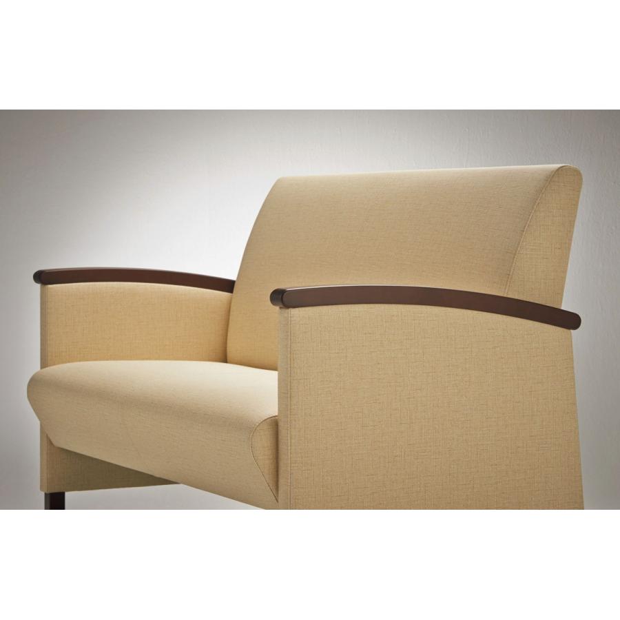 ライオン事務器 品番54402 ロビーチェアー　アイボリー　背付・両肘付・1人掛　木部カラー　ナチュラル　39LC-41S