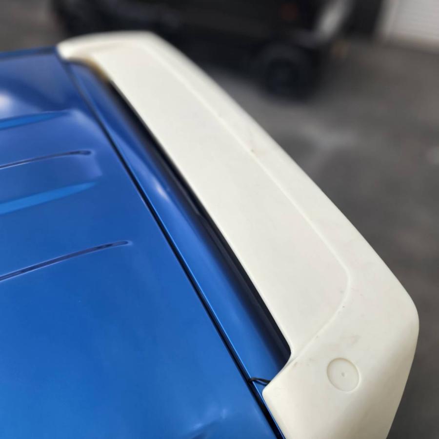 jb23 ジムニー 軽自動車用 ホワイト リアスポイラー jb23 ジムニー 軽自動車用 ホワイト リアスポイラー