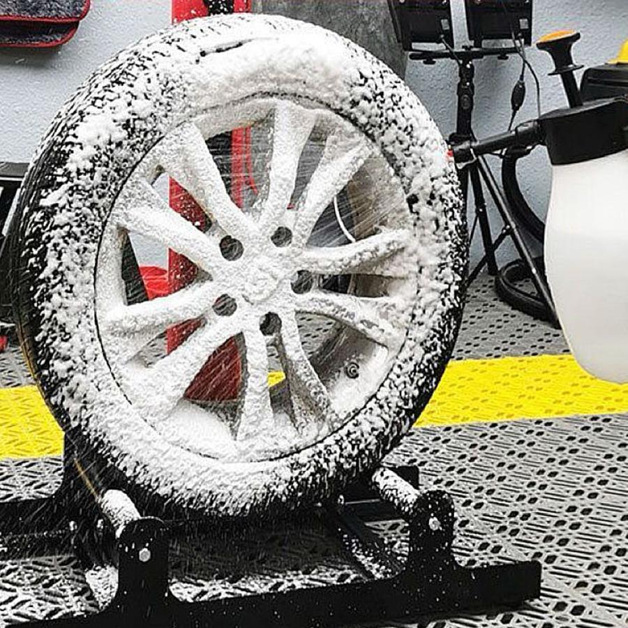 取引中タイヤスタンド２本17インチホイール　　 WORK 17インチ 4穴 100 7J WORK EMOTION ZR10 グリミットブラック