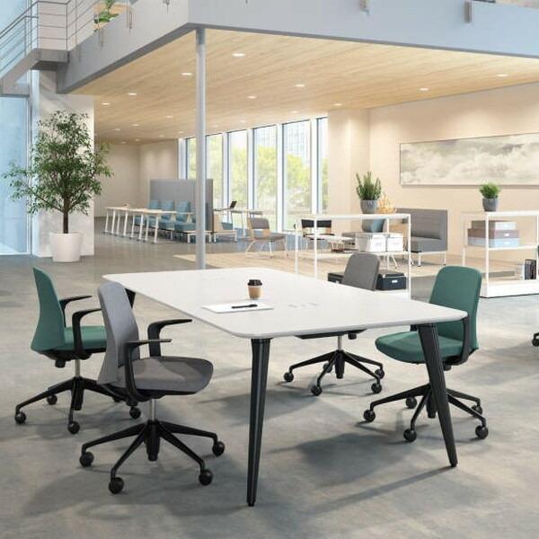 数量限定 オカムラ ライブス エントリーチェア コンパクトタイプ ホワイトボディ デザインアーム ダークブラウン CD23BW FXW3 【GMS9175262004】(32945円)