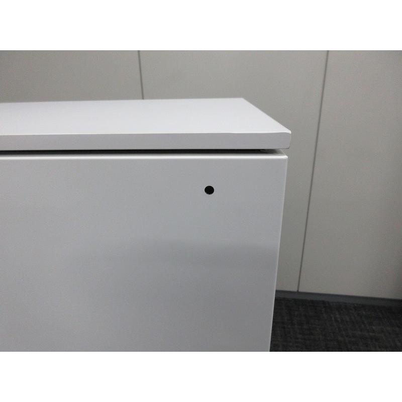 オカムラ オカムラ 4人用モバイルロッカー レクトライン オカムラ オカムラ 4人用モバイルロッカー レクトライン