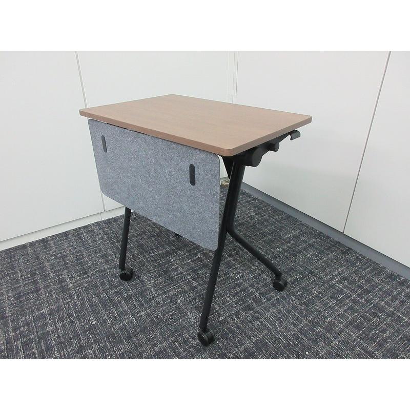 オカムラ サイドフォールドテーブル