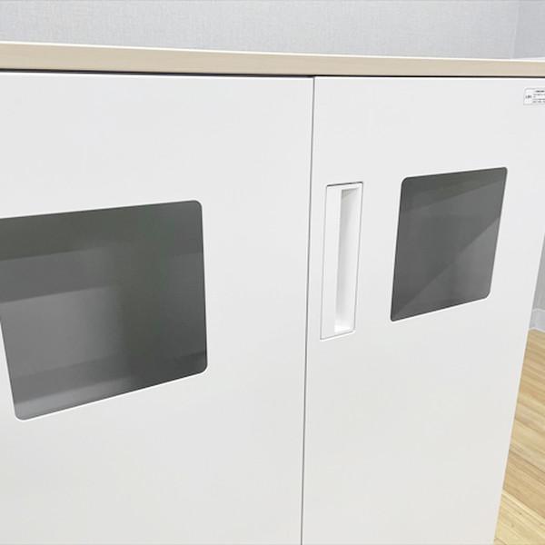 コクヨ ダストボックス エディア 両開きトラッシュユニット 天板付 業務用ゴミ箱 ホワイト 中古 AG-880836Bの画像