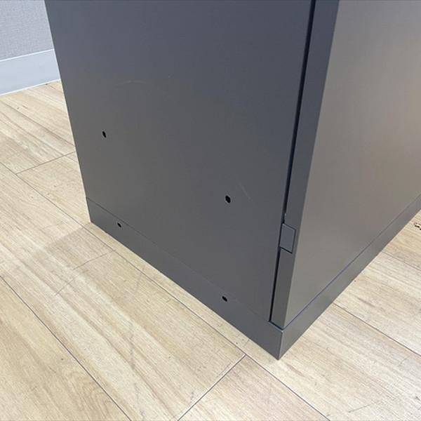 イトーキ ダストボックス エスキャビネット 天板付 ゴミ箱 業務用 店舗用 ブラック 中古 AG-880847Bの画像