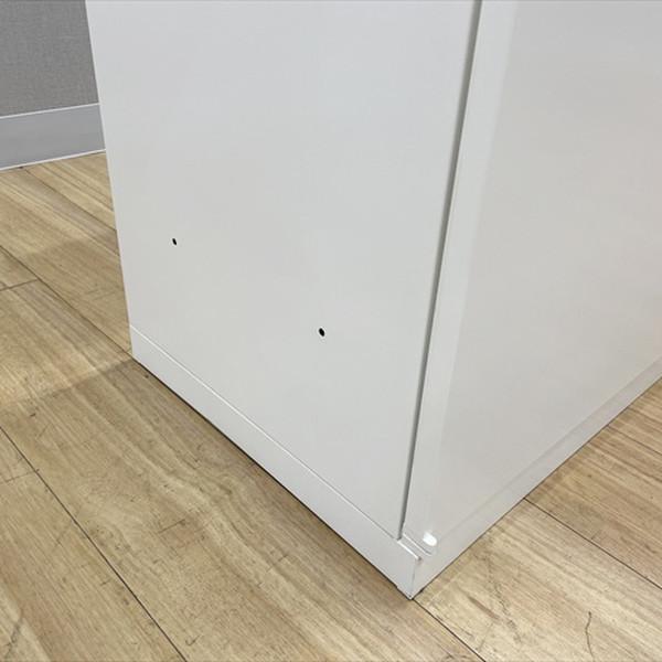 オカムラ 両開き書庫 レクトライン スチール製 W900 H950 ホワイト 中古 CR-880652Bの画像