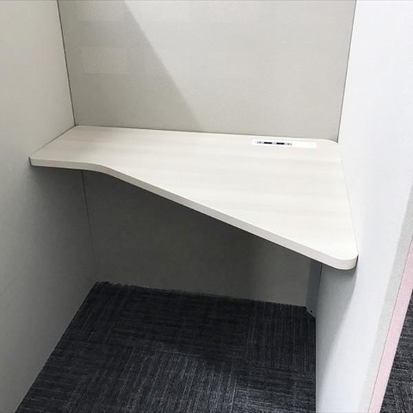 【中古】 ドレープ ワークブース オカムラ/okamura 美品 オカムラ（okamura） 個別ブース ドレープ テトラタイプ 引出し無 中古