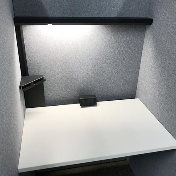 コクヨ 個別ブースデスク パネル付きデスク ヴェルテ 引出し無 集中ブース W960 D860 グレー 中古 DH-879740Bの画像