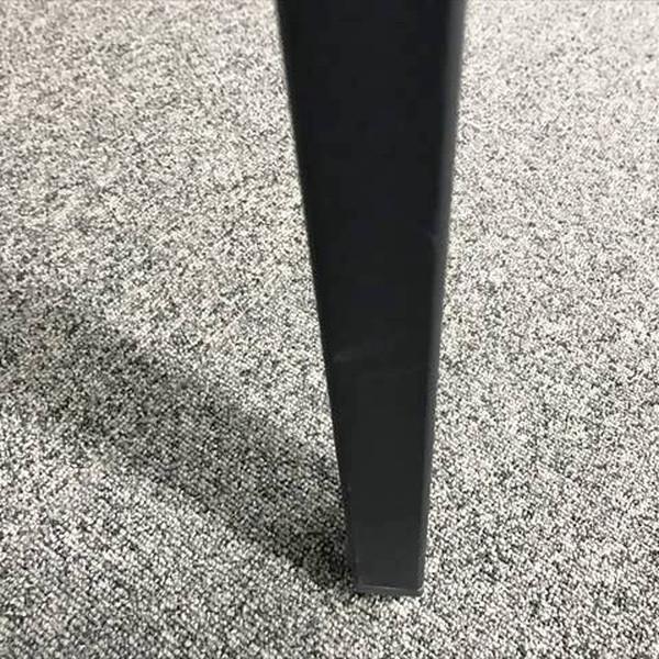 コクヨ L字デスク 完成品 ブーメランデスク 120° サイビTX 引出し無 オフィスデスク W1200 D1200 ブラック 中古の画像