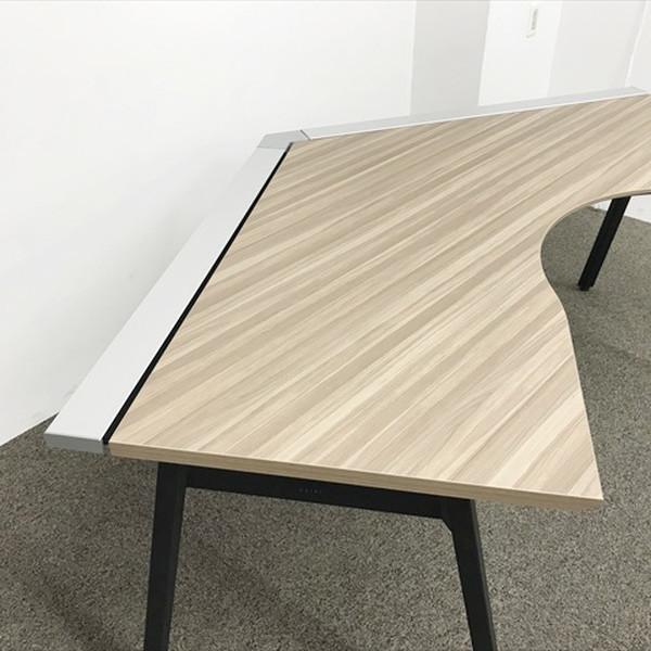 コクヨ L字デスク 完成品 ブーメランデスク 120° サイビTX 引出し無 オフィスデスク W1200 D1200 ブラウン 中古の画像