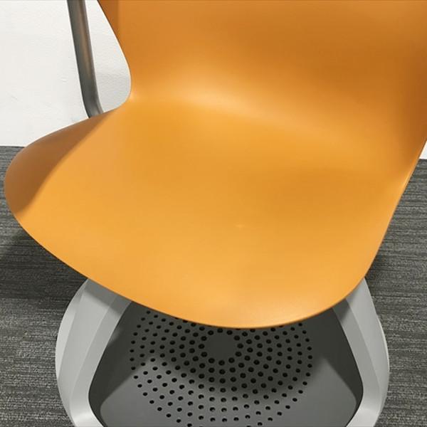 ミーティングチェア 肘付 steelcase スチールケース ノード メモ台 荷物棚 キャスター付き 中古 IM-859077B｜office-t｜04