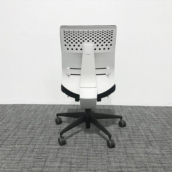 コクヨ ウィザード2 肘無 ハイバック ブラック 中古 IO-864375B コクヨ ウィザード2 肘無 ハイバック ブラック 中古 IO-864375B