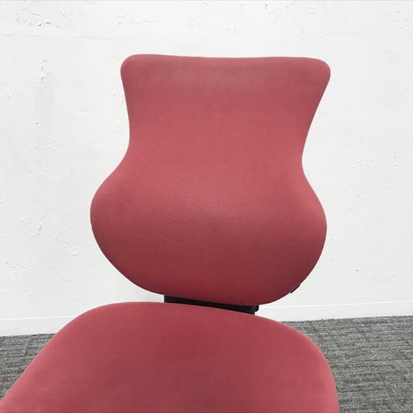 イトーキ カシコ シェルタイプ オフィスチェア ラズベリーレッド 中古